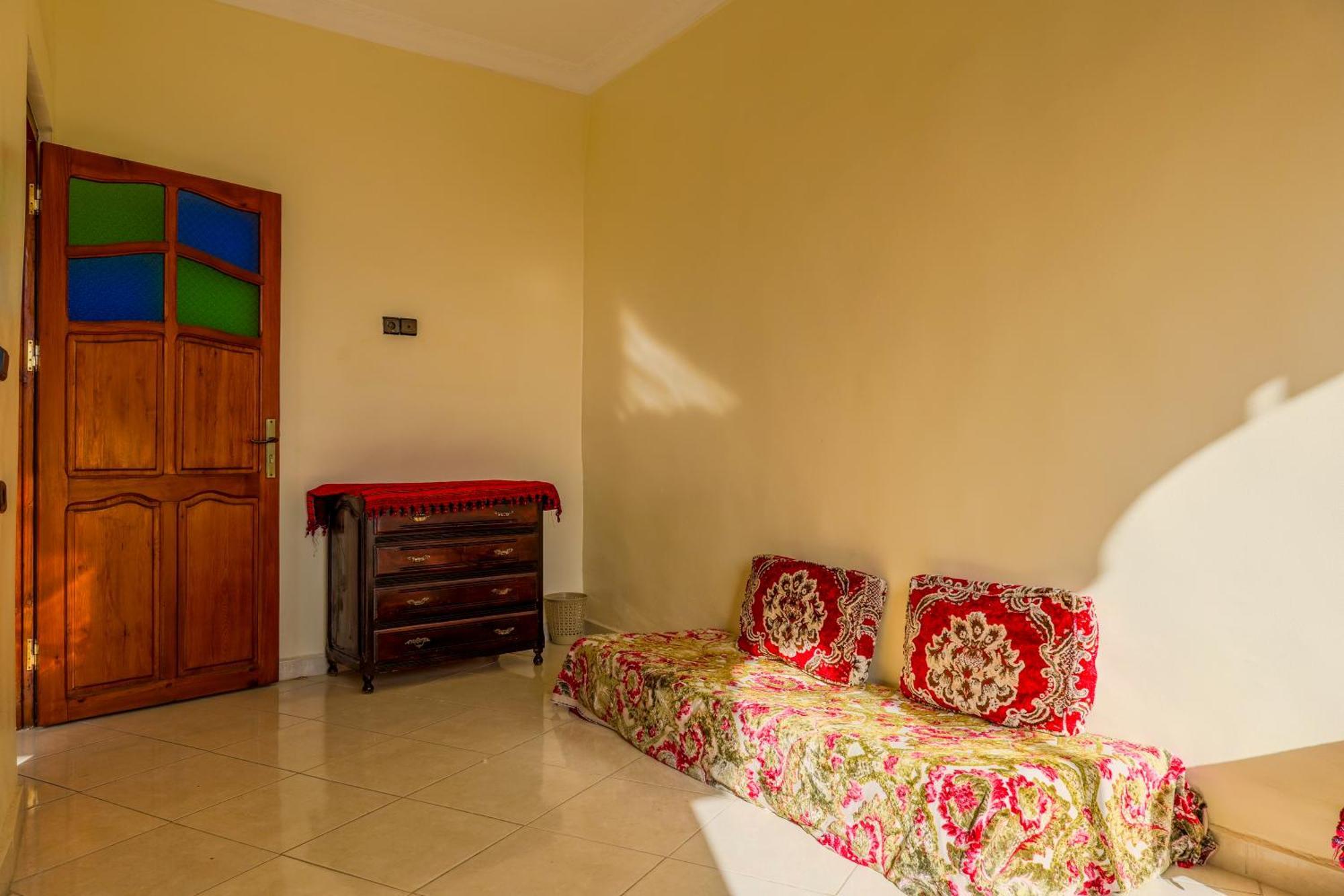 Yakout Hostel Tangier Exterior photo